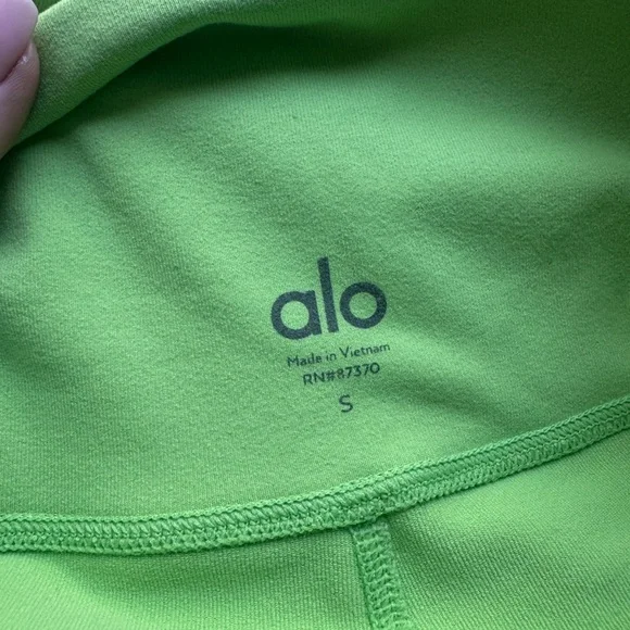 ALO Yoga Green Bike Shorts with Compression Fit - Picture 6 of 7
